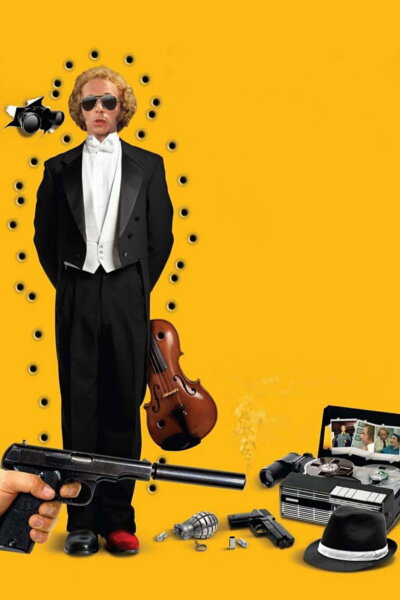 Velký blondýn s černou botou