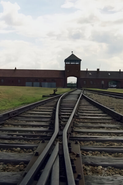 Osvětim: Skryté stopy