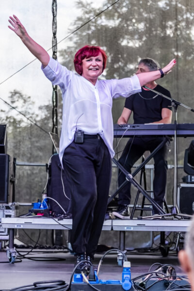 Petra Janů - Jedeme dál