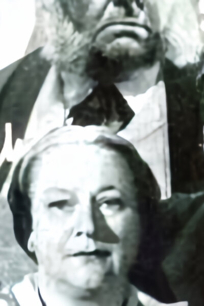 Pod jednou střechou