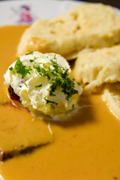 Česká Vídeň: Buchty, cihly a polka